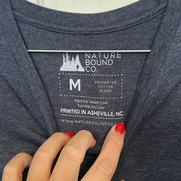 Asheville North Carolina graphic tee size medium unisex - Picture 3 of 3